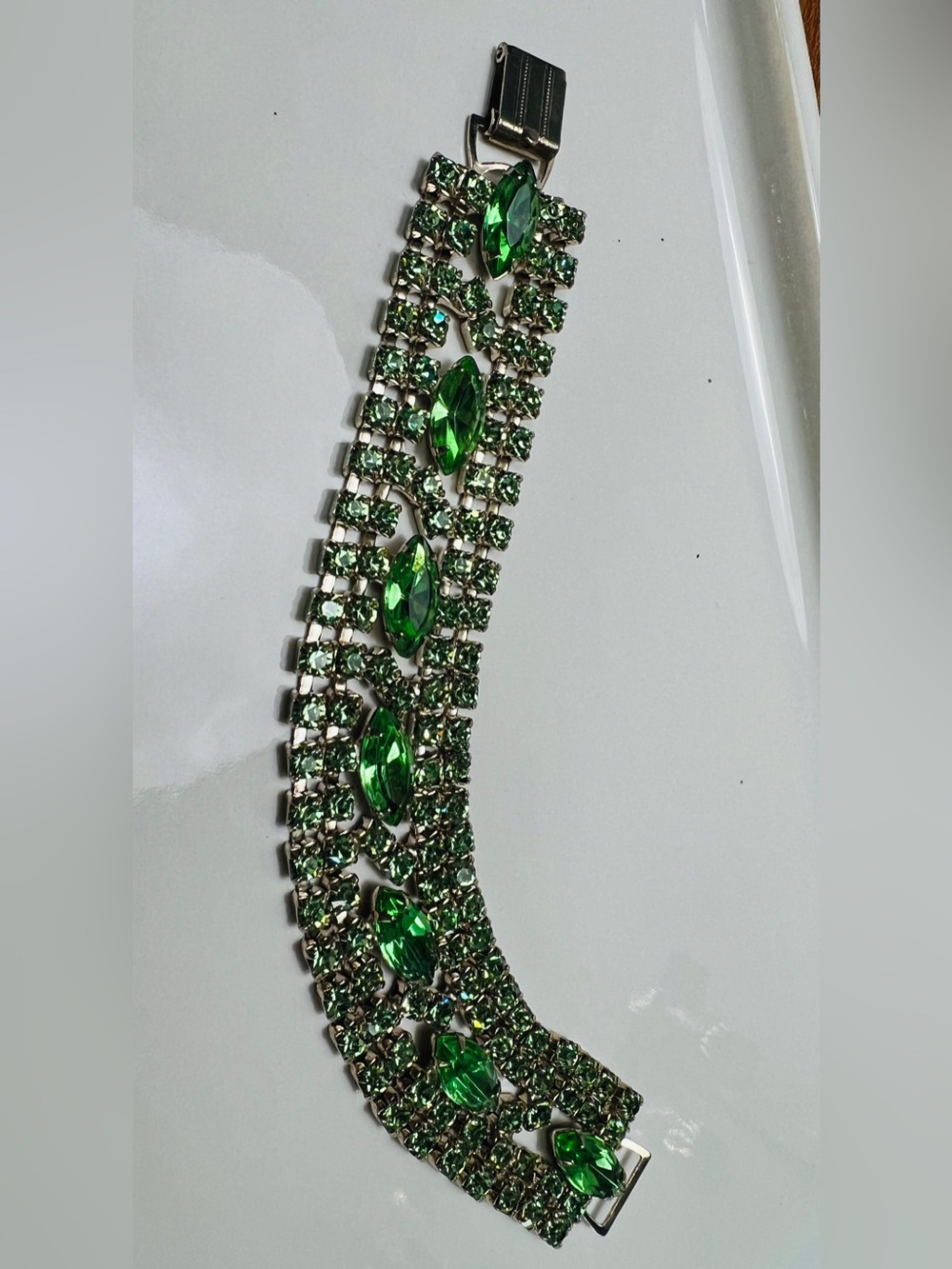 Vintage Green Crystal Multi-Row Bracelet - Picture 6 of 9